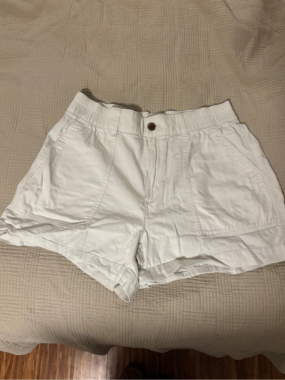 GAP Off-White High Waist Casual Shorts